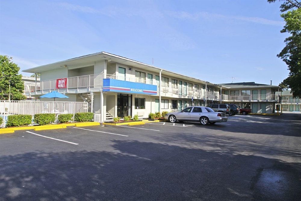 צ'רלסטון West Ashley Inn מראה חיצוני תמונה