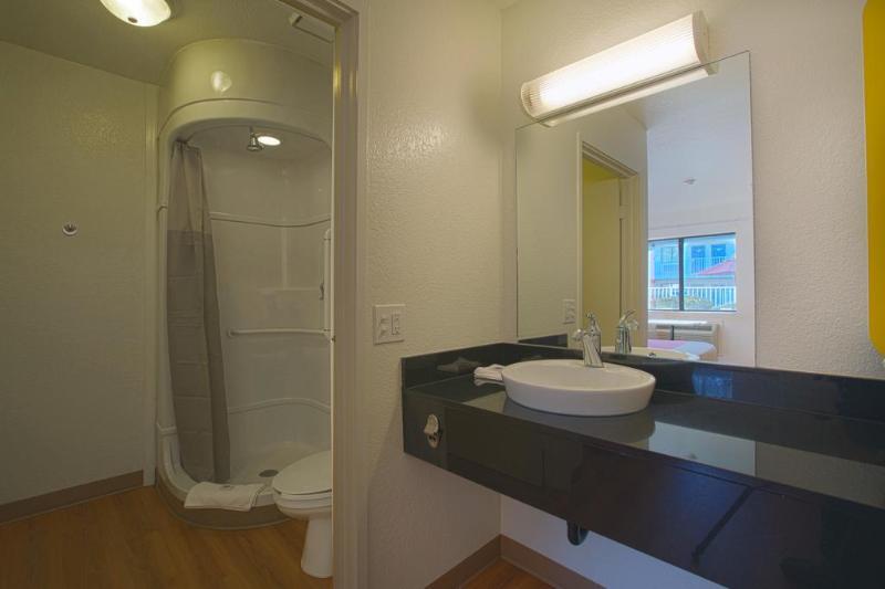 צ'רלסטון West Ashley Inn מראה חיצוני תמונה